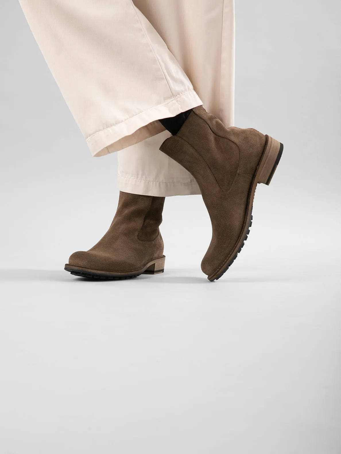 LEGRAND 229 - Light Brown Suede Zip Boots