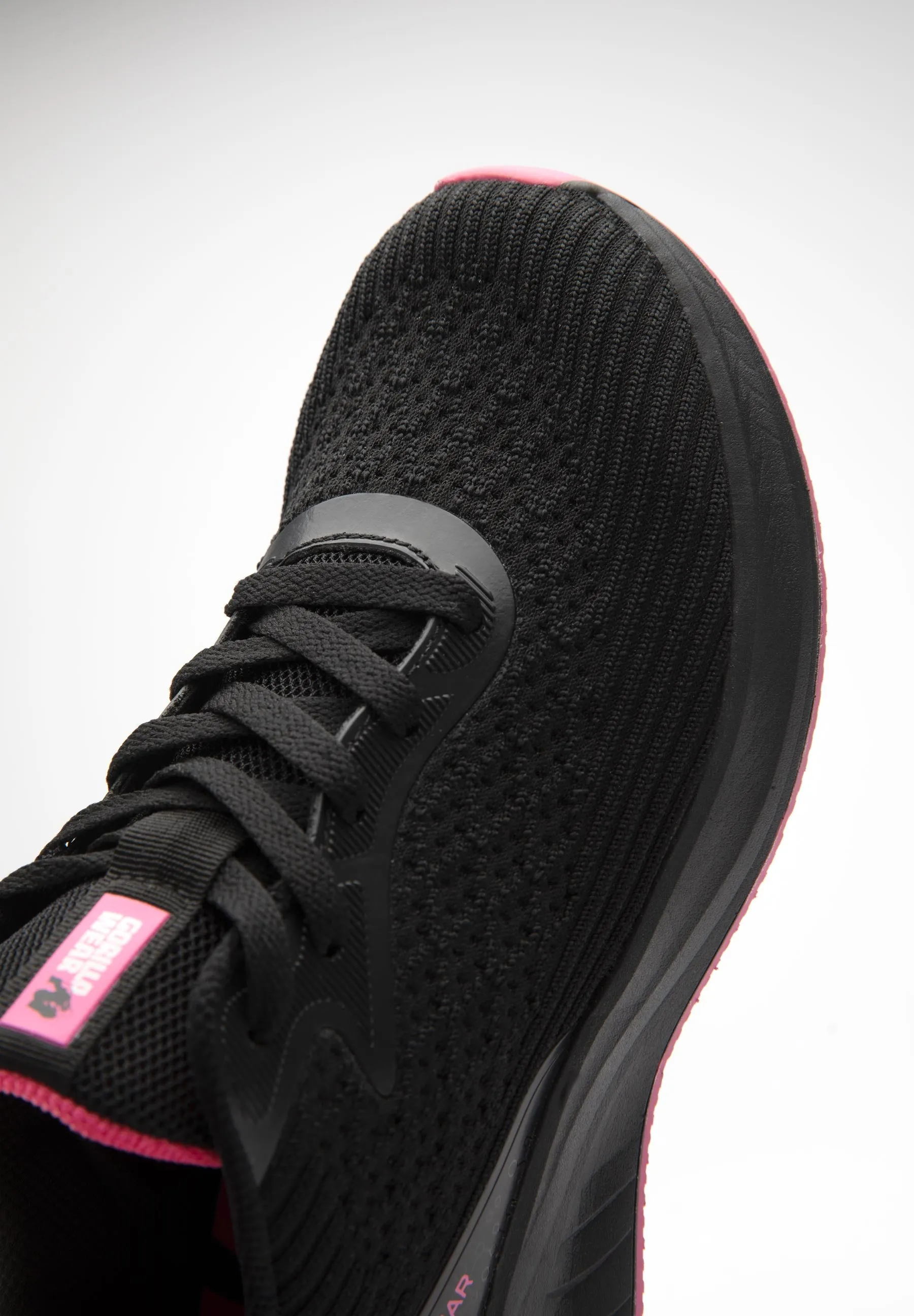 Milton Training Shoes - Black/Fuchsia