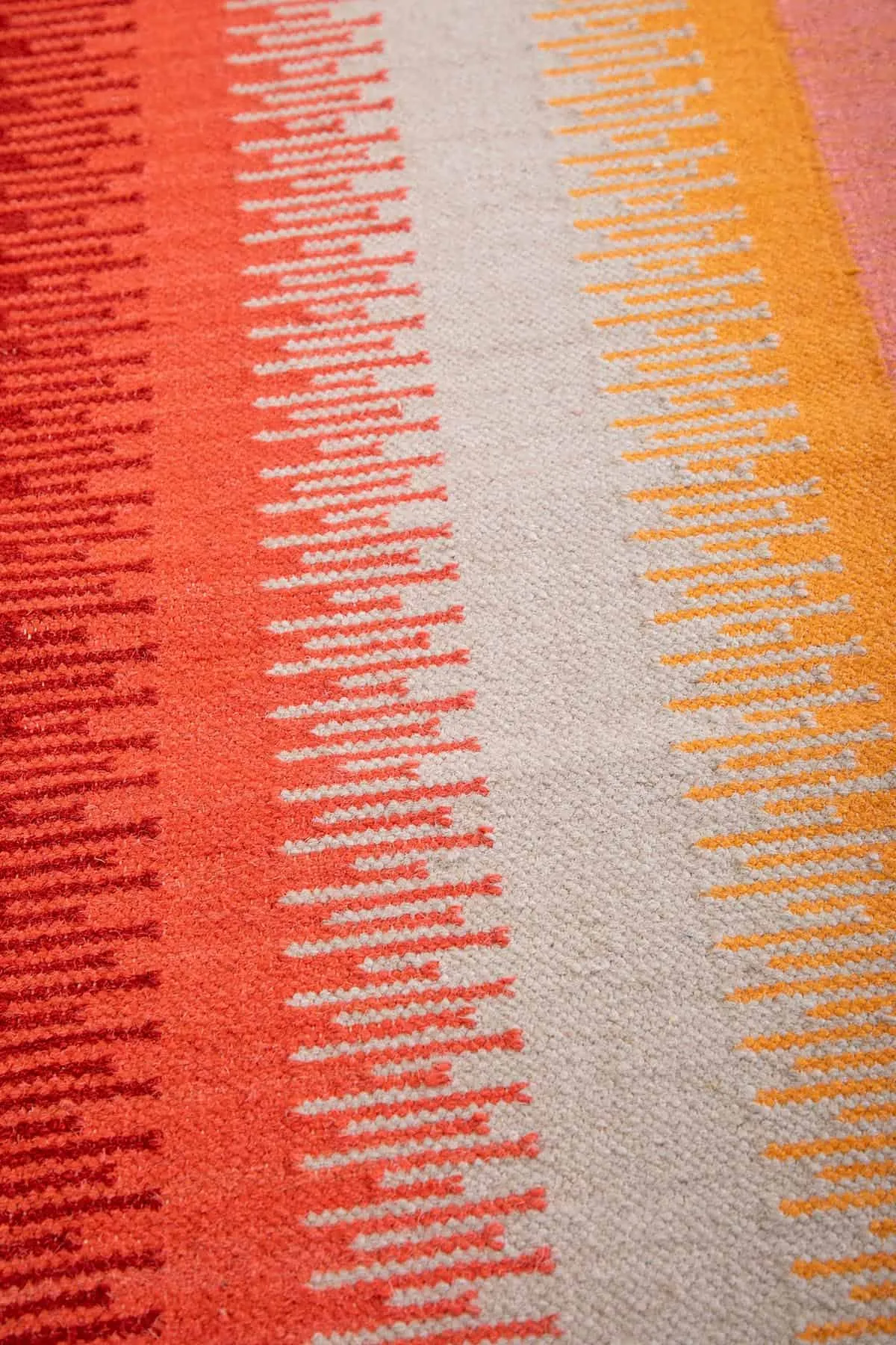 Ombre Ikkat Stripe Woven Rug (Washed Red)