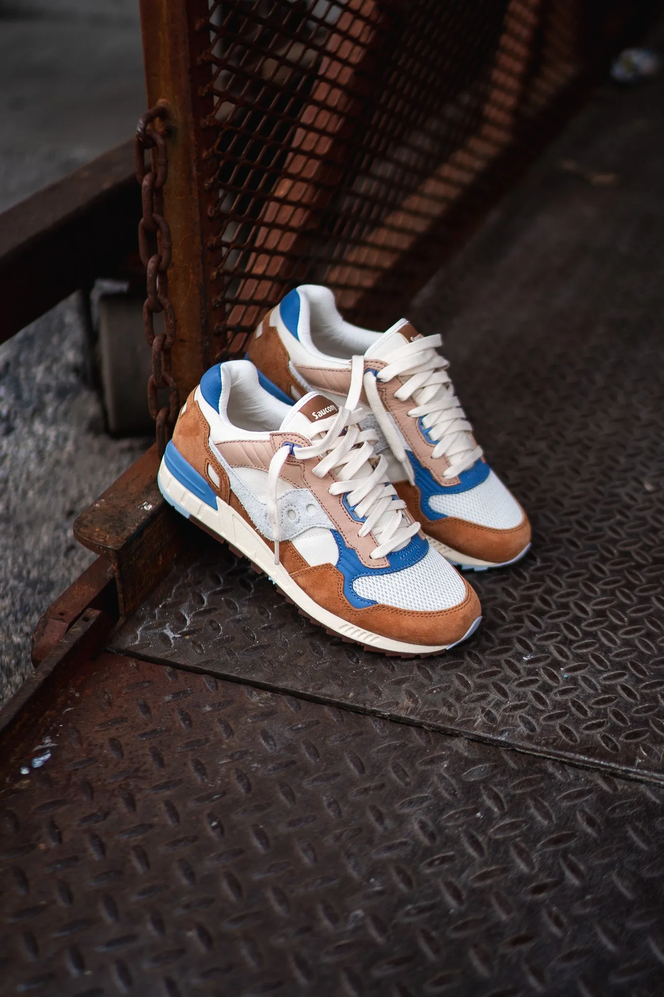 Saucony Shadow 5000 (Light Beige/Rust)